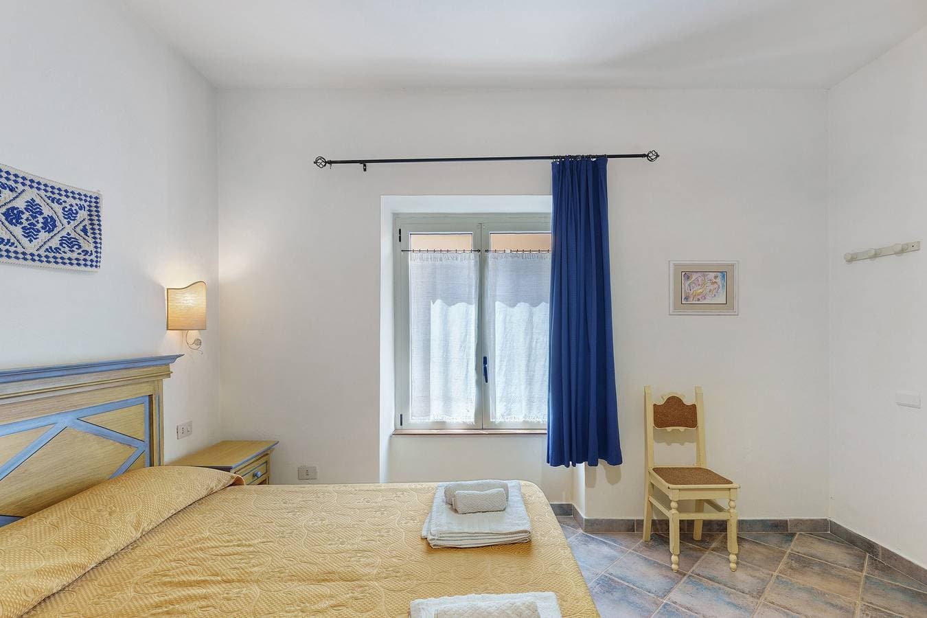 Foto 4 von 33: Zimmer 'Camera A Dorgali im B&B Sa Madalena' mit privatem Garten, WLAN und Klimaanlage