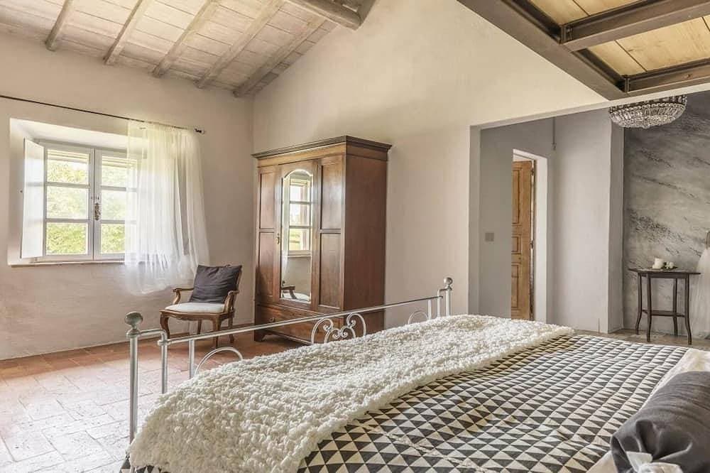 Foto 8 von 29: Schönes Ferienhaus in Castiglione D'orcia mit Privatem Pool und grossem Garten