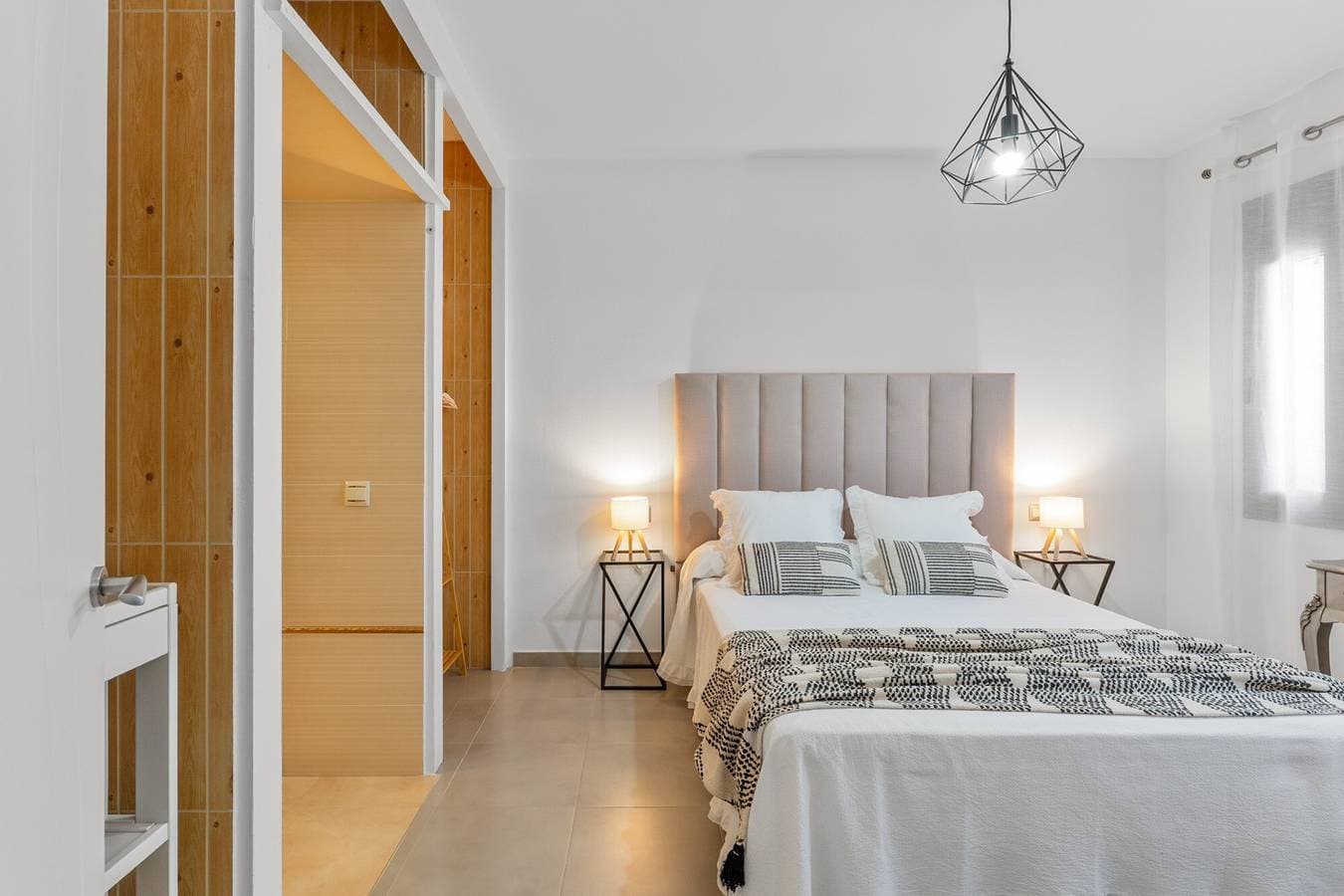 Foto 6 von 22: Ferienwohnung 'Lara' mit WLAN