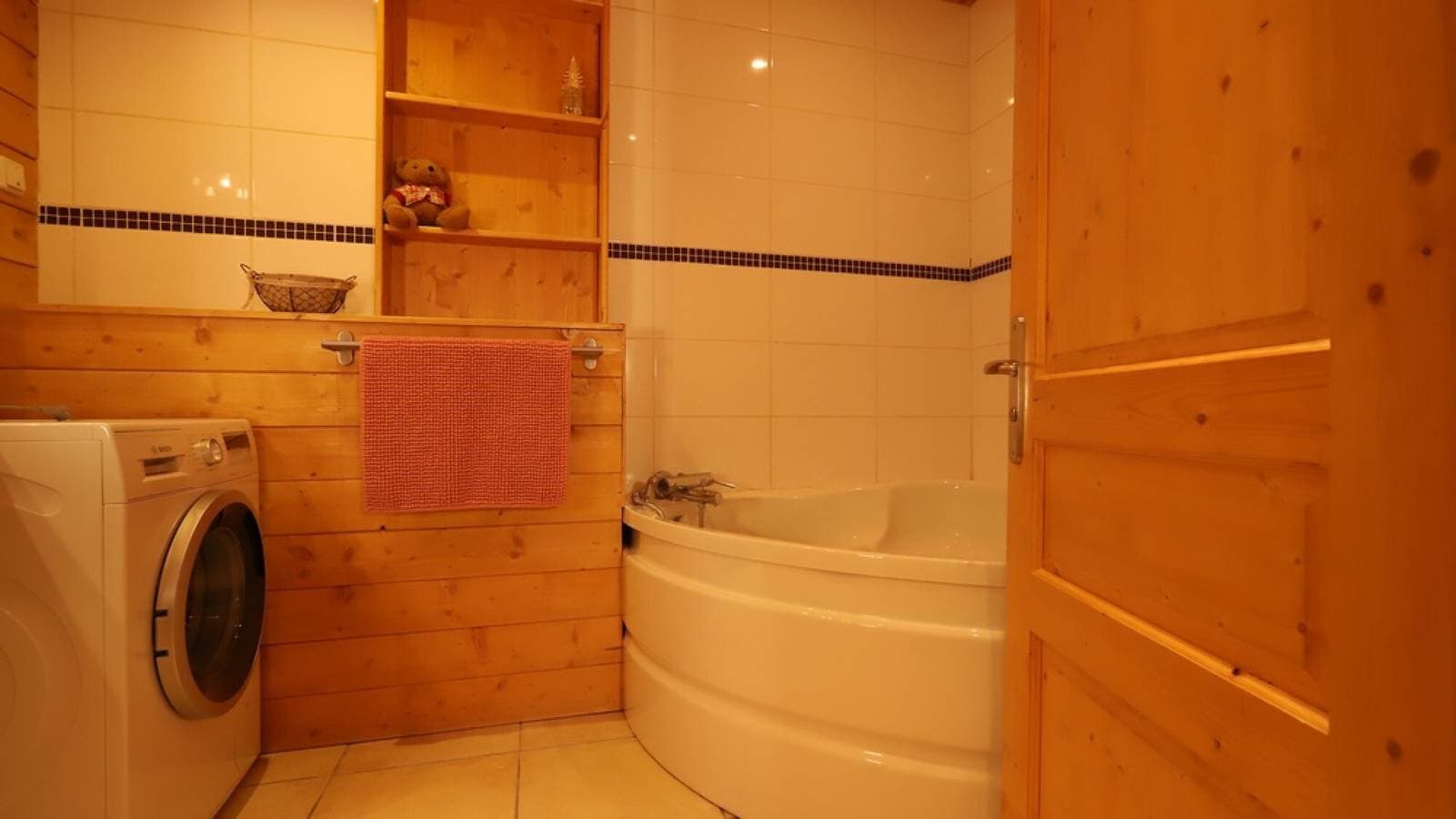 Foto 12 von 12: Appartement 'Chalet Alpaga 6' mit Bergblick, Gemeinschaftsgarten und WLAN
