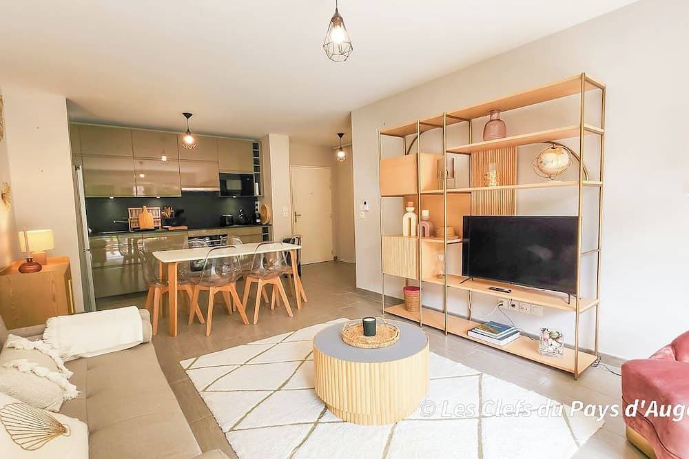 Foto 6 von 11: Superbe Appartement à 2 pas de la Mer, Rez-de-jardin, 2 Chambres, Parking Privé
