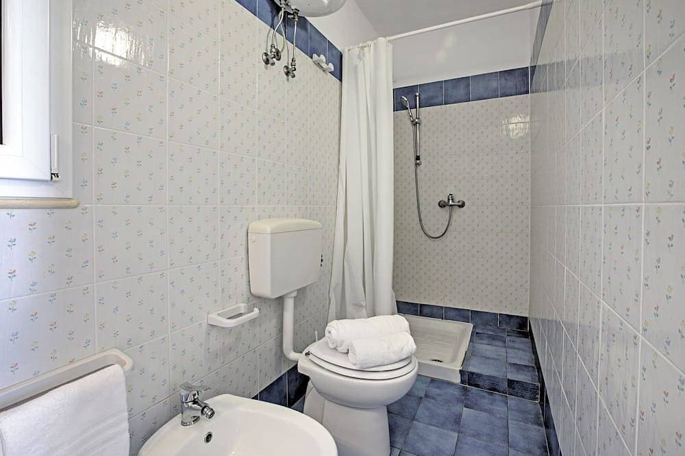 Foto 7 von 21: Penthouse Azzurra Sea View Near Beach, Salve, Italy