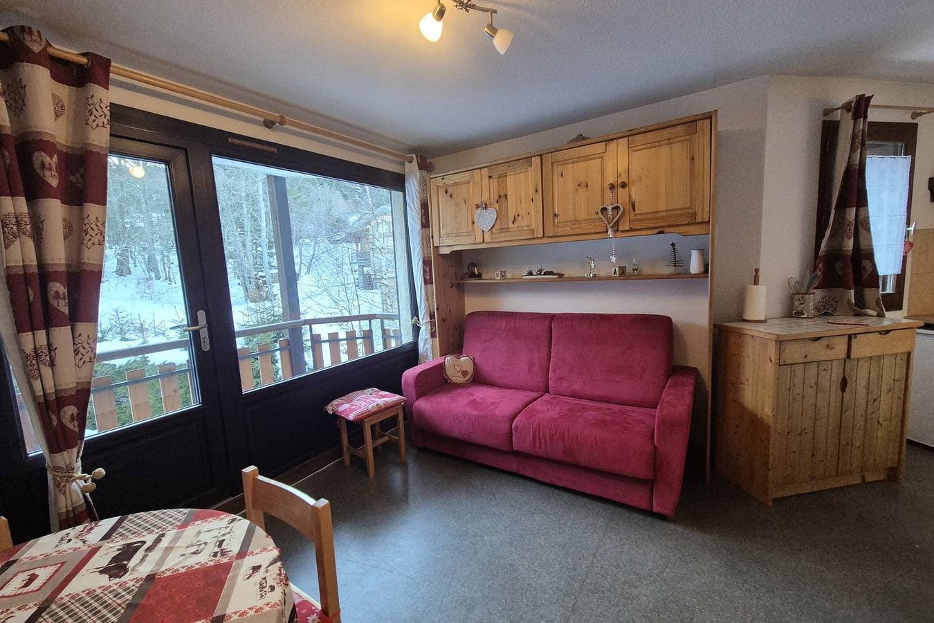 Foto 3 von 22: Ferienwohnung für 4 Personen mit Balkon