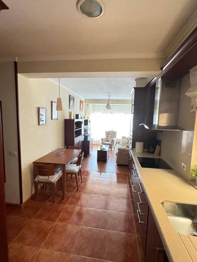 Foto 5 von 17: Two-Bedroom Apartment with Sea View