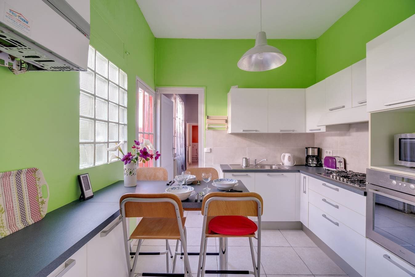Foto 4 von 13: Ferienhaus für 4 Personen mit Terrasse