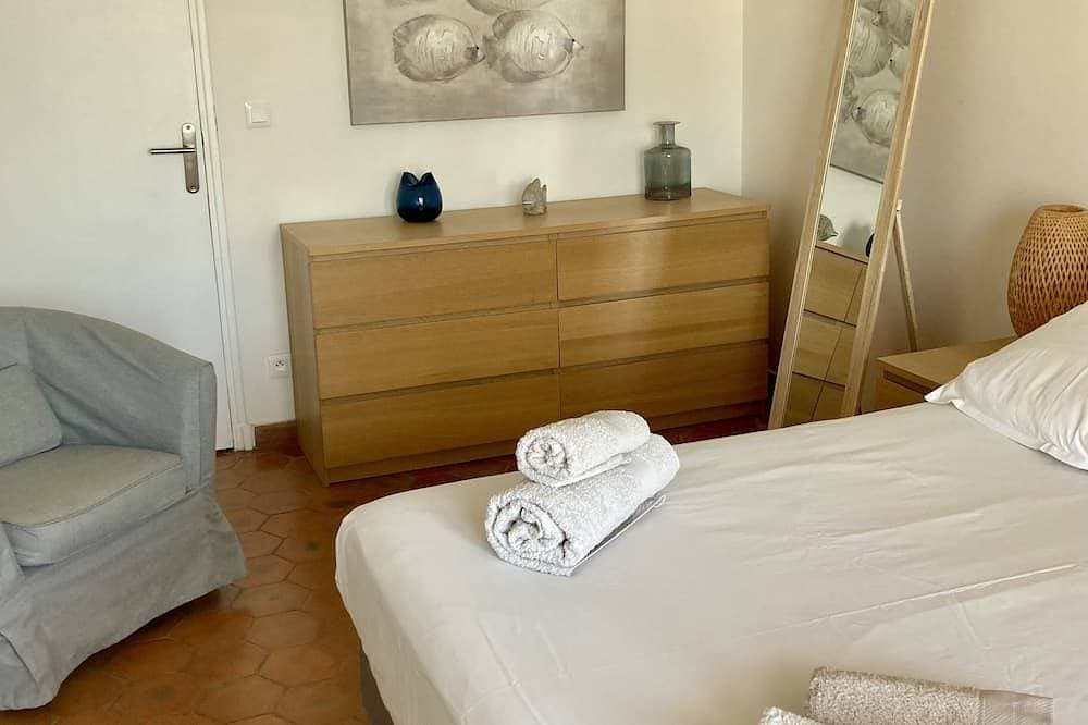 Foto 6 von 25: Hervorragende Aussicht. Sehr schöne Wohnung komplett renoviert
