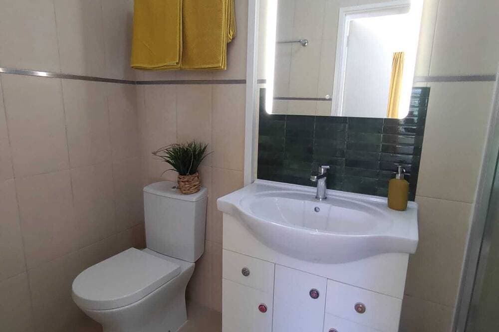 Foto 8 von 21: 3 bedroom apartment Salema Amazing sea view Shared pool Beach 5 min walk