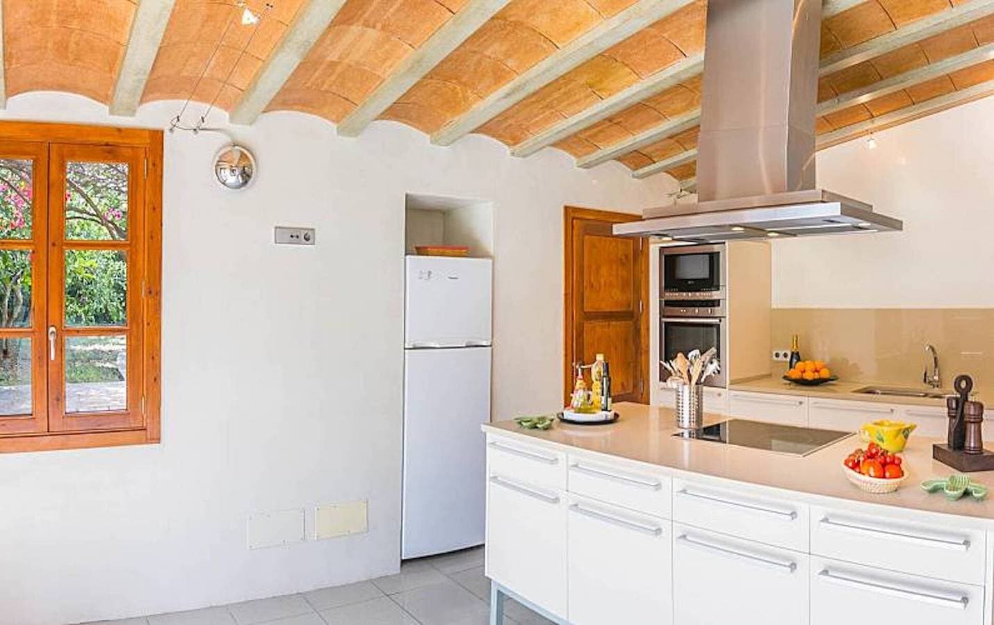 Foto 9 von 23: Chalet Casa Futbol mit Bergblick, Pool, WLAN, Klimaanlage, Terrassen und Garten