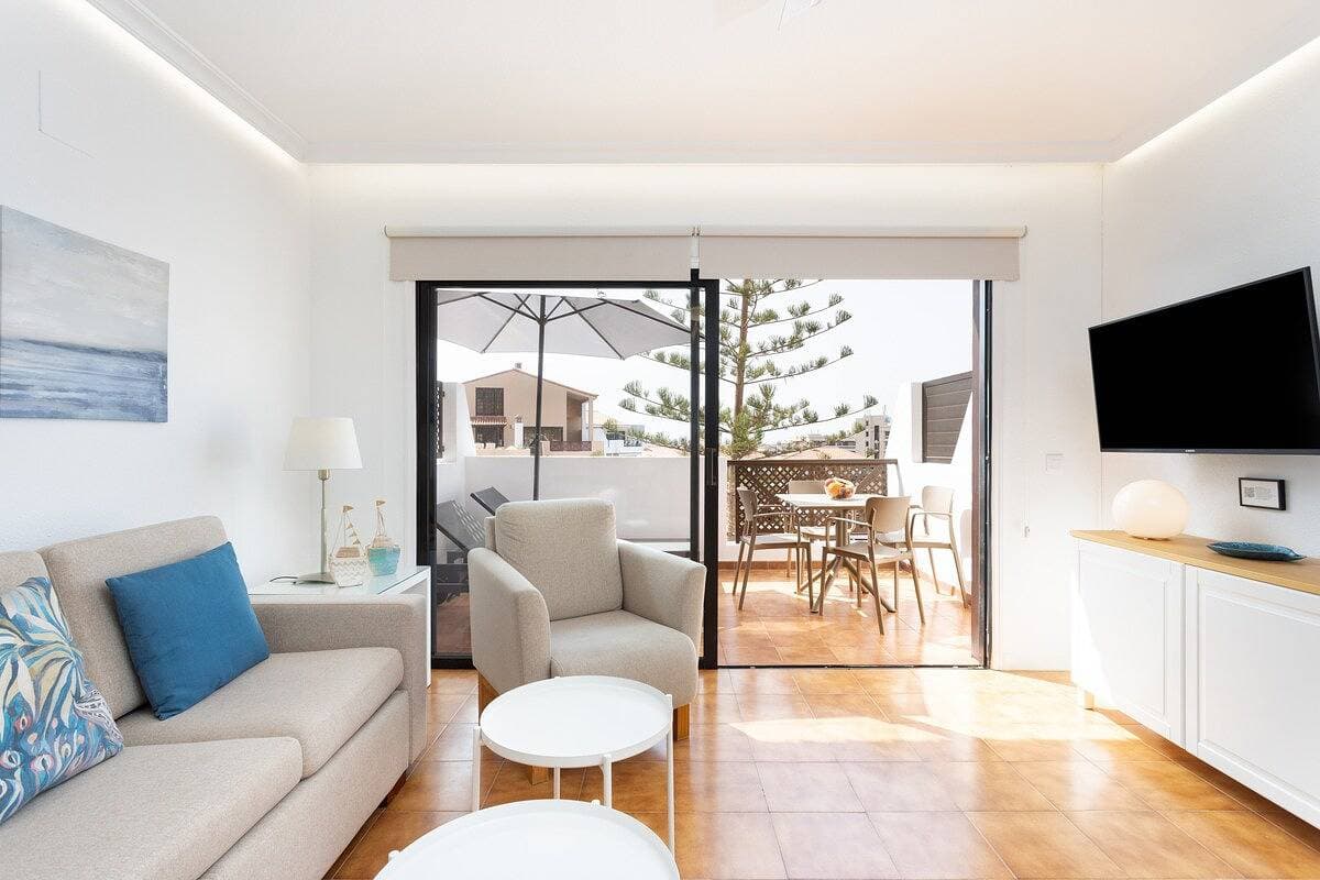 Foto 7 von 31: Ferienwohnung für 4 Personen mit Terrasse