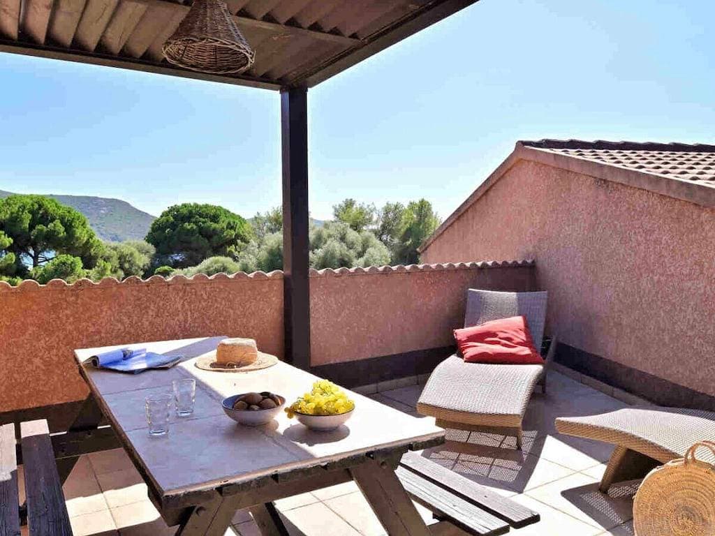 Foto 7 von 24: Ferienhaus Wohnung mit 2 Schlafzimmern am Strand