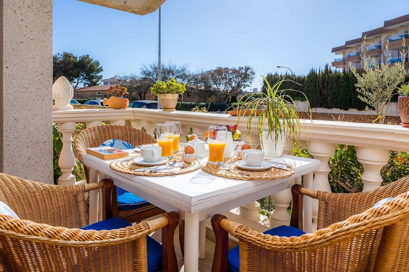 Foto 4 von 25: Ferienhaus "Can Nogueras" mit WLAN, Balkon, Terrasse, Gemeinschaftspool und Garten