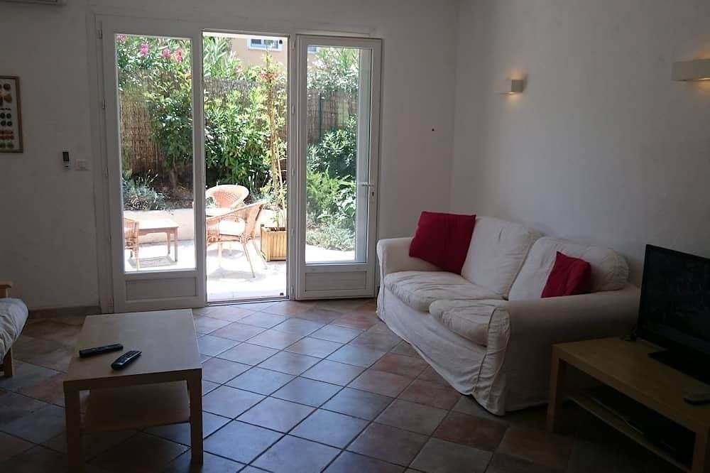 Foto 4 von 10: Gehen Sie von dieser 3-Bett-Villa mit privatem Pool und Garten zum Strand