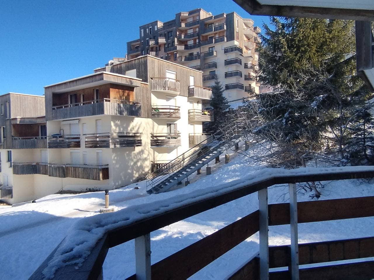 Foto 10 von 16: Gemütliches Studio 200m von den Pisten mit Balkon und TV - Keine Haustiere