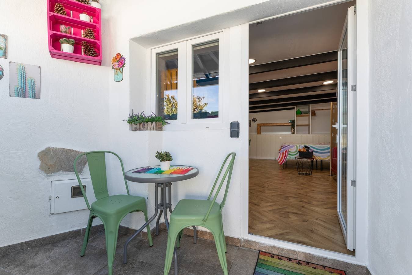 Foto 3 von 32: Ferienwohnung 'Loft Lisara' mit Bergblick, WLAN und Klimaanlage