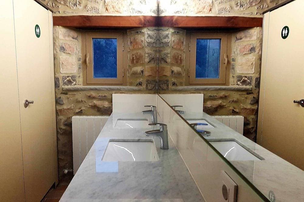 Foto 12 von 30: Das Hotel liegt in einem besonderen Pla D'Inter��s Natural, in der Nähe von Olot