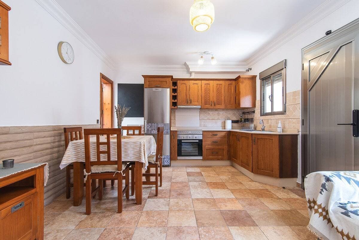 Foto 9 von 32: Ferienwohnung für 3 Personen mit Terrasse