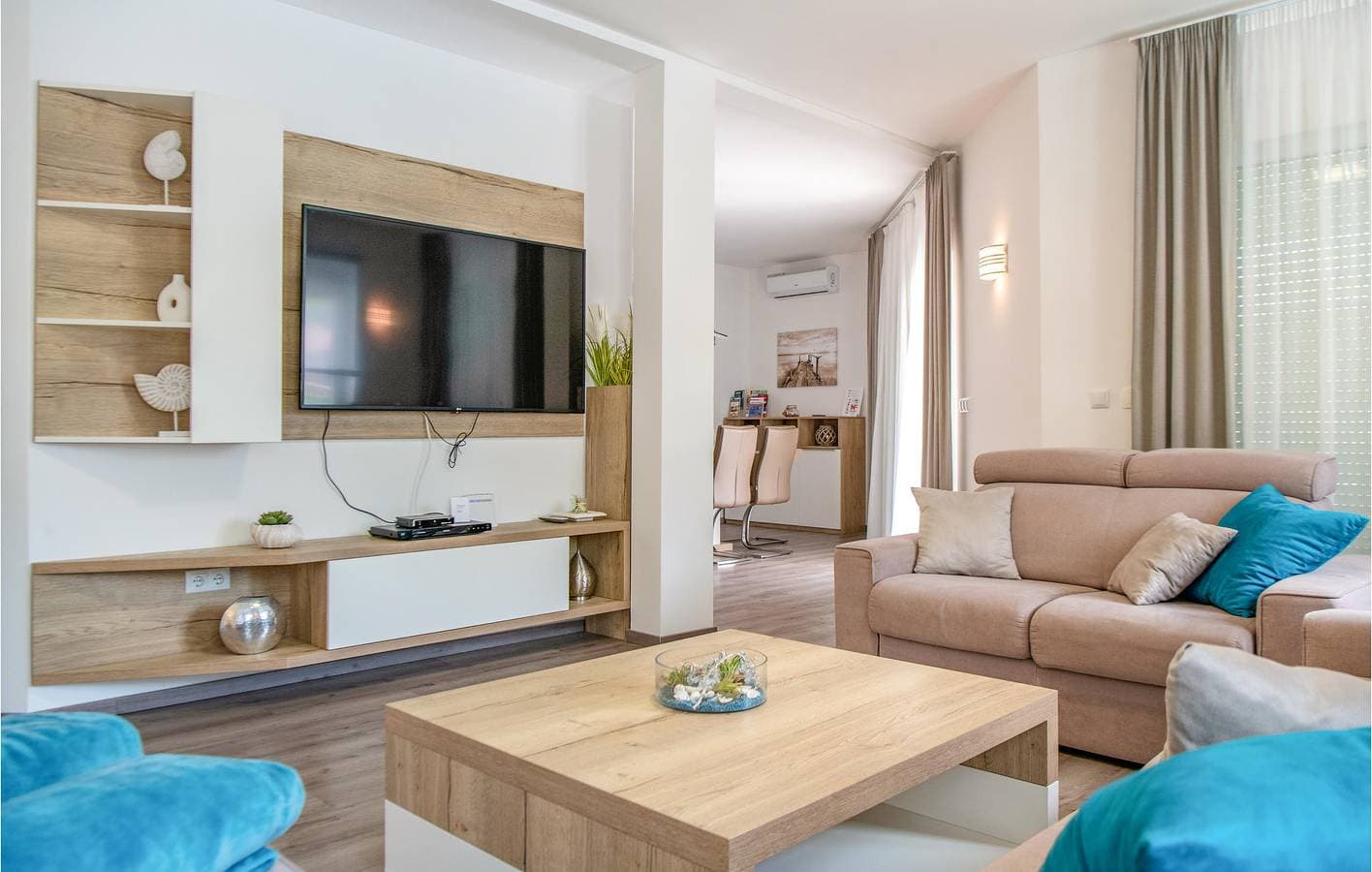 Foto 6 von 40: Geräumige 2-Zimmer-Wohnung mit Pool, WLAN und Parkplatz in der Nähe des Stadtzentrums