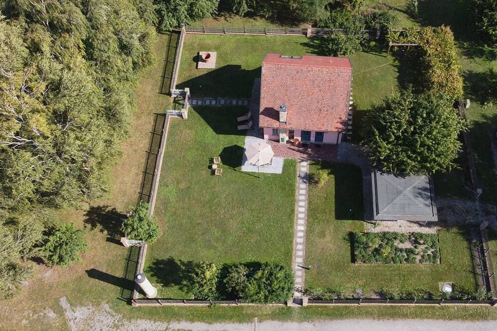 Foto 11 von 30: Großzügiges Haus mit Seeblick, Garten und Ruderboot am Beetzsee
