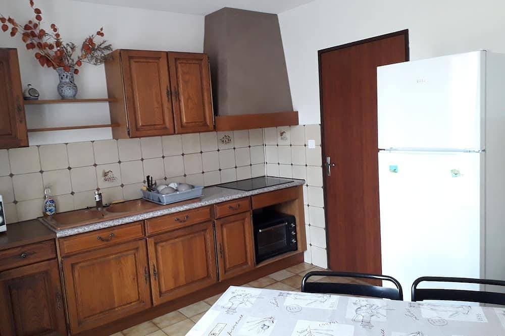 Foto 9 von 11: Villa des Chênes, Ombrage et Quiétude, à 5 min D'oraison et du lac de Baignade