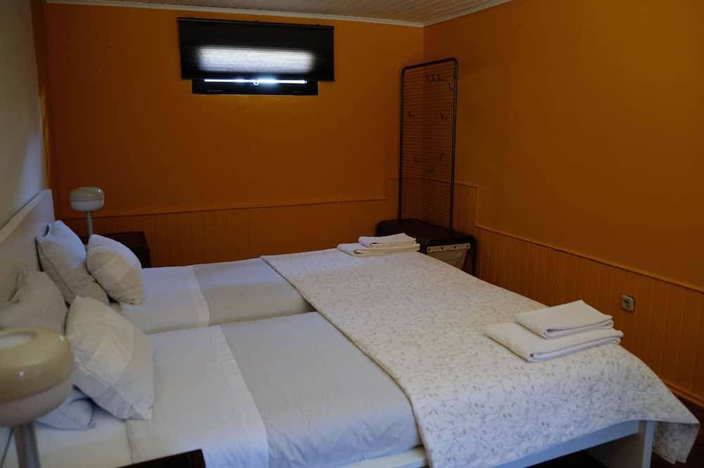 Foto 6 von 23: Charmante Unterkunft in \"Casa do Homem\". Privater Pool. Kostenloses Wifi