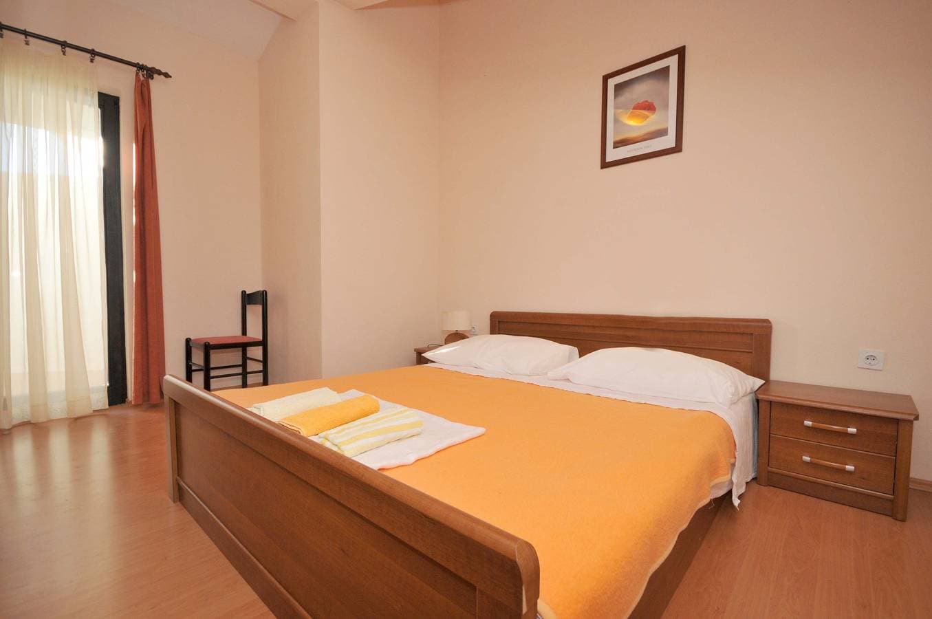 Foto 11 von 16: 1-Zimmer-Ferienwohnung mit Terrasse und Meerblick Okrug Donji, Ciovo A-13732-a