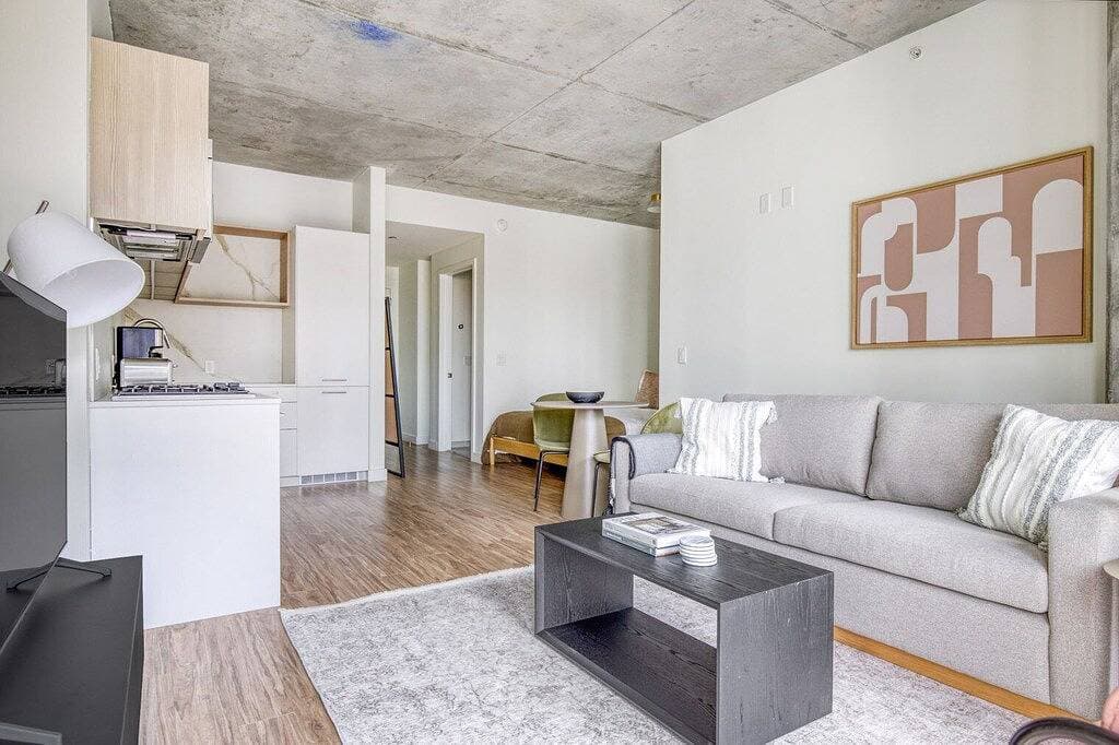 Foto 8 von 35: Elegant West Loop Studio w/ Pool, Gym & Lounge, nr L, by Blueground