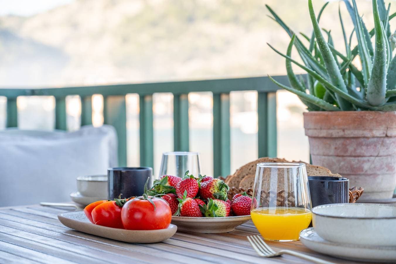 Foto 4 von 25: Apartment „Marsella“ mit Meerblick, komplett renoviert und modernisiert, mit WLAN