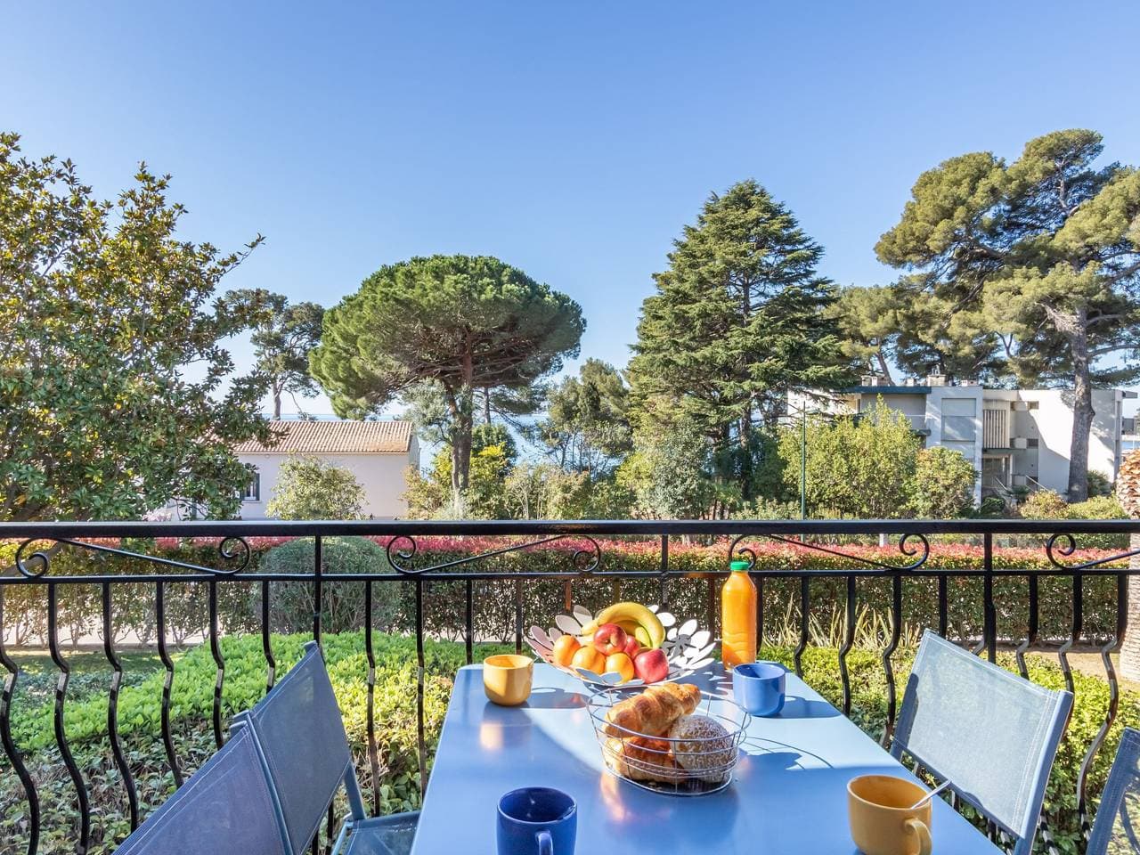 Carqueiranne: Zweifamilienhaus Beau Rivage 1