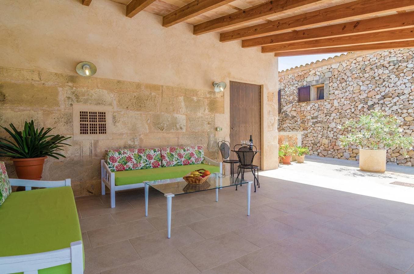 Foto 8 von 35: Aubadallet - Ferienhaus mit privaten Pool in Vilafranca. WiFi gratis