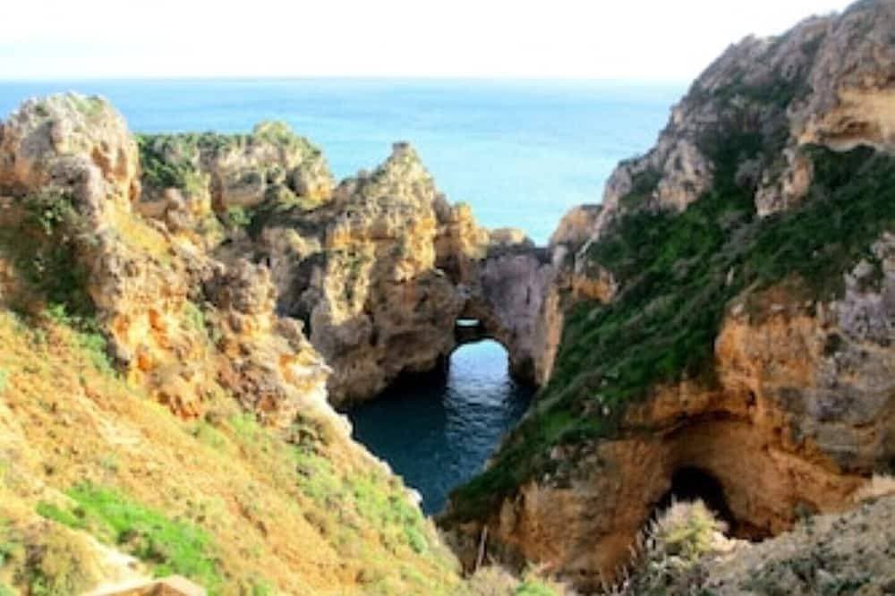 Foto 6 von 10: Vila Monte Luz - 1, Tolle FeWo für 2 Personen, Pool, direkt am Meer in 1A Lage