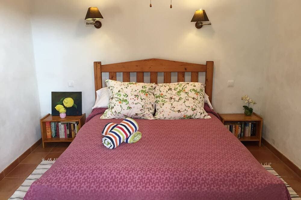Foto 2 von 30: Tolles Haus, großer privater Außenbereich mit Grill und privatem Pool