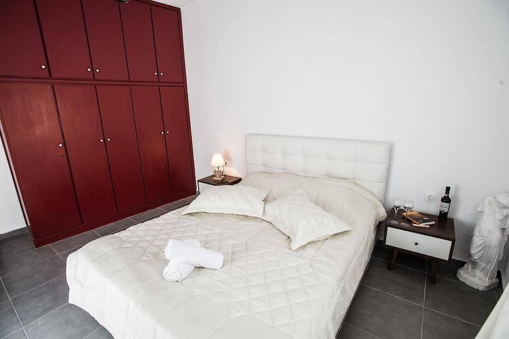 Foto 8 von 30: Amantes Amentes - Beach House Santorini