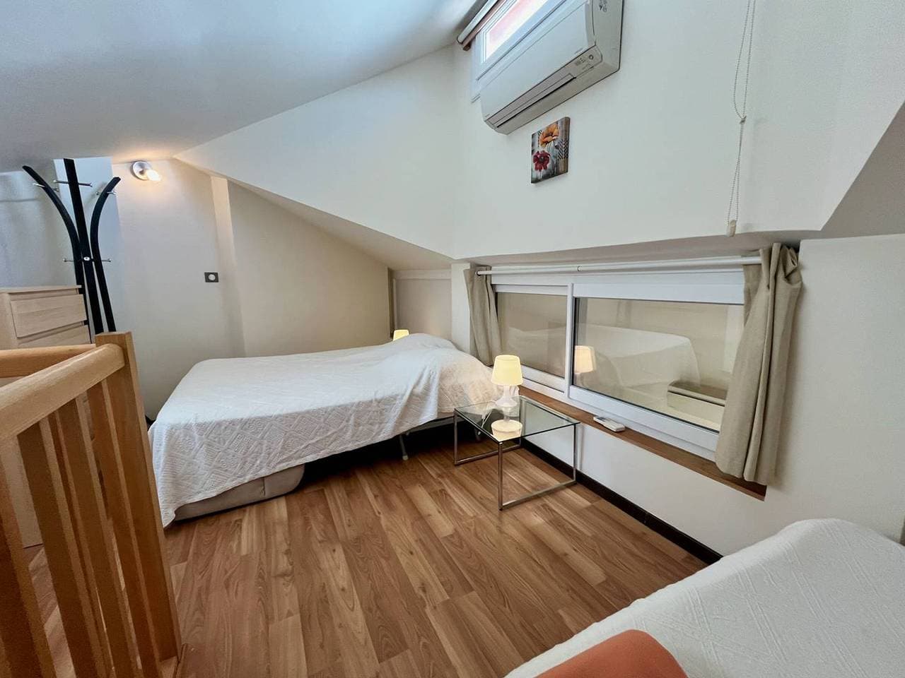 Foto 10 von 20: Moderne 2-Zimmer-Wohnung mit Balkon und Parkplatz in La Londe-les-Maures