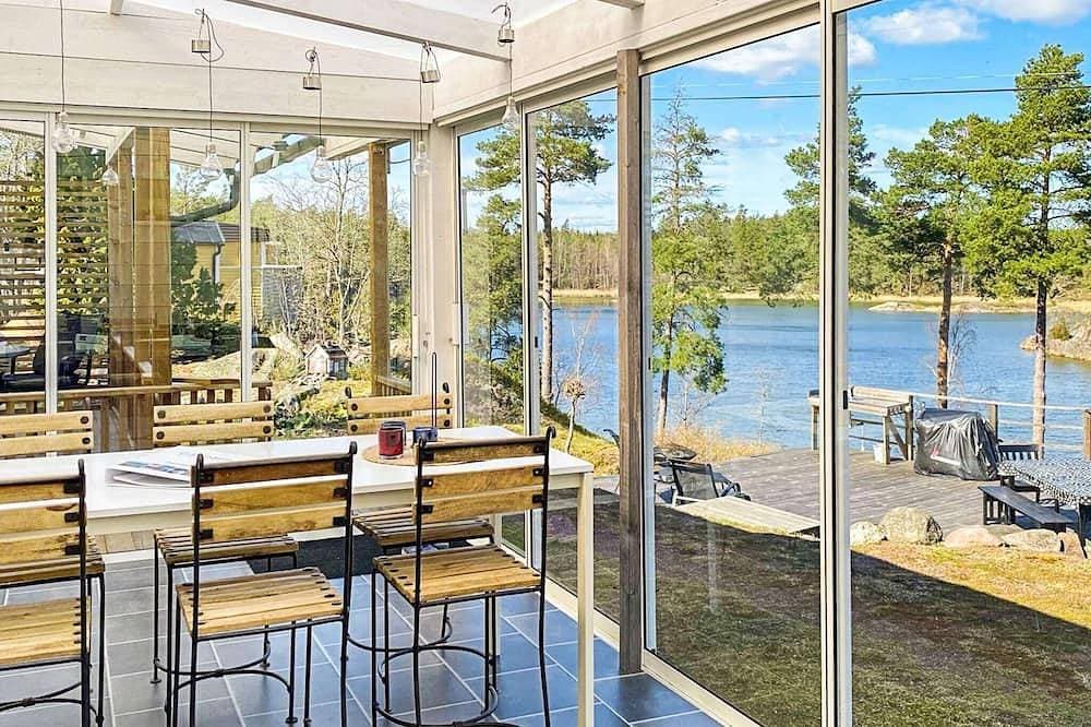 4 Sterne Ferienhaus in Figeholm 1