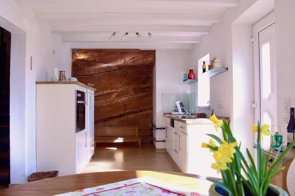 Foto 13 von 29: Felsenhaus mit Blick über Trier - Wohnen im Felsen