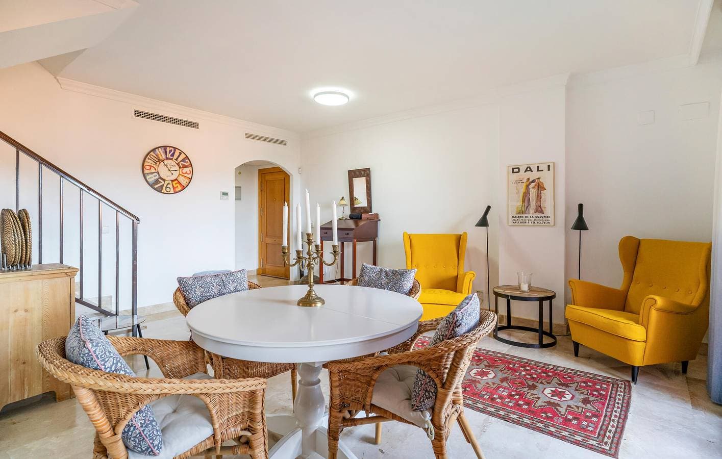 Foto 4 von 16: Apartment mit Meerblick, Pool und Terrasse