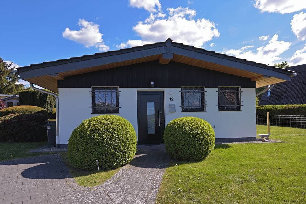 Ferienhaus Trüdi 1 - Gemütlicher freistehender Bungalow 1