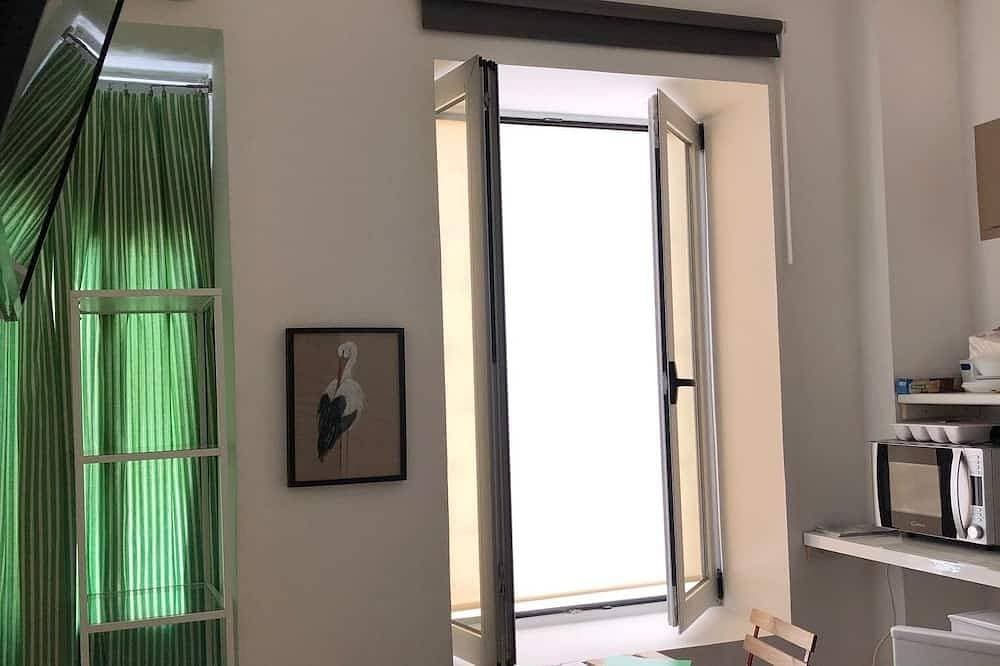 Foto 13 von 19: Ground floor independent studio in historic center, 200 m from the sea