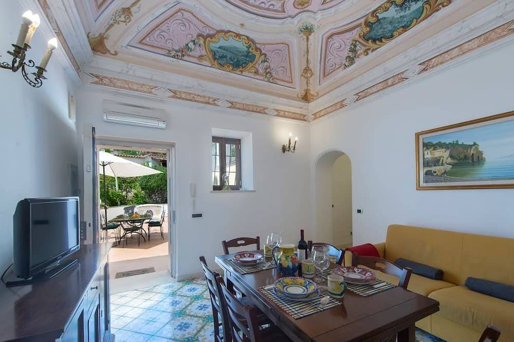 Foto 13 von 30: Antike Villa mit fantastischem Meerblick und Pool nur wenige Minuten von Positano entfernt