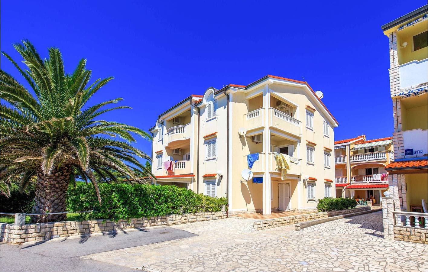 Foto 3 von 31: Gemütliche Ferienwohnung am Meer mit Terrasse und moderner Ausstattung