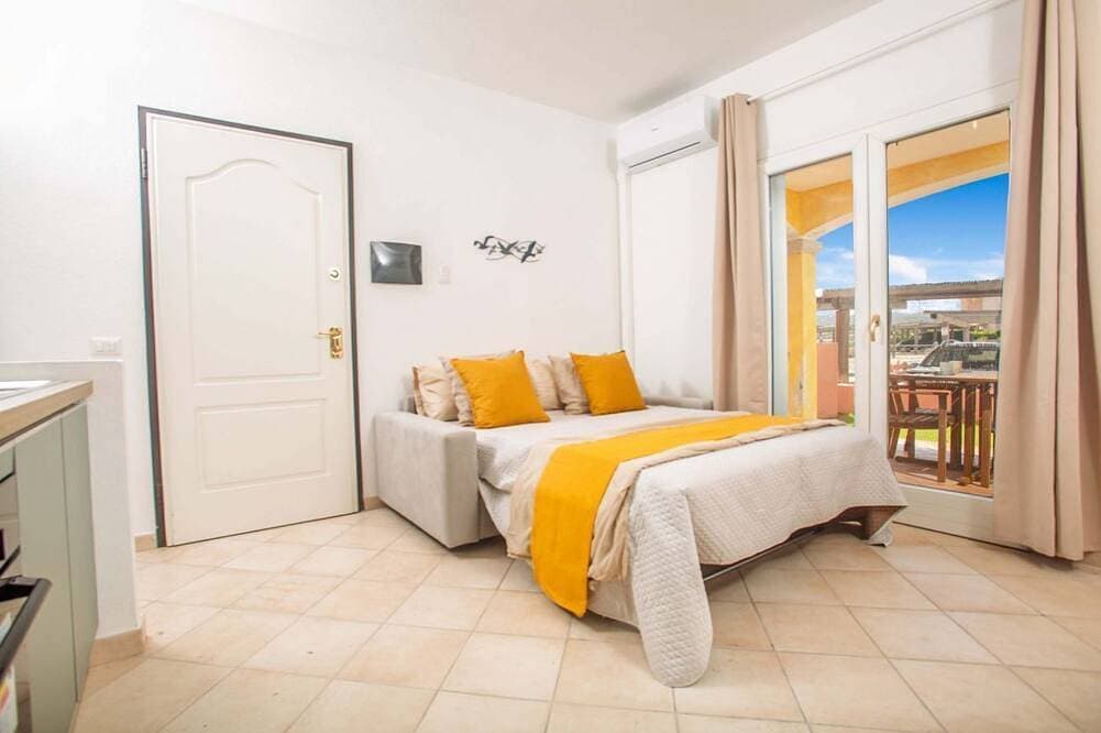 Foto 8 von 24: Toro III (Apartment for 4 Guests - 30' from Porto Cervo)