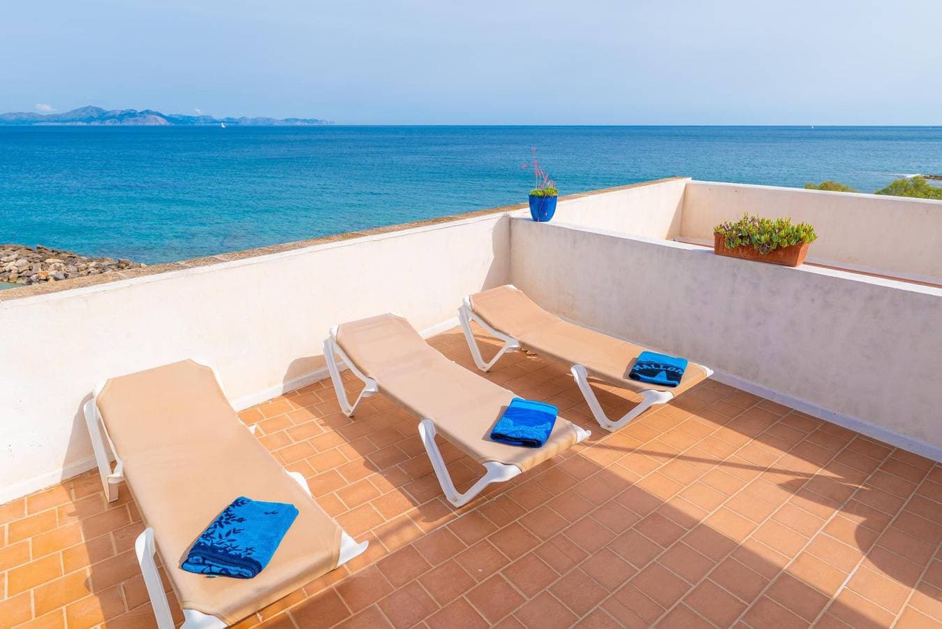 Foto 2 von 34: Brisa Marina - Modernes Apartment direkt am Meer in Colònia de Sant Pere – Kostenloses WLAN