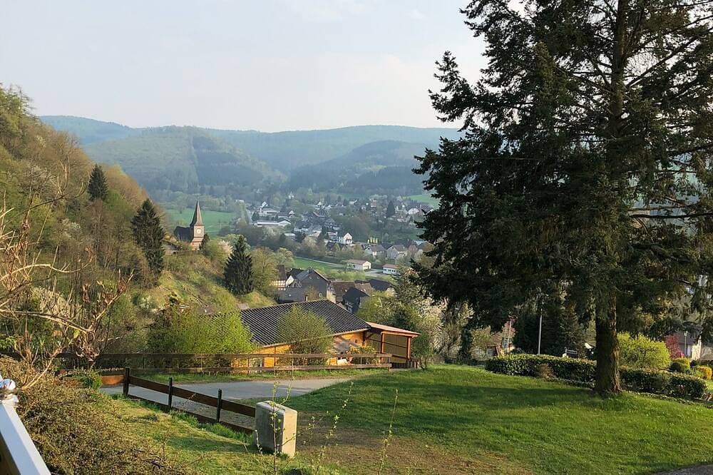 Foto 12 von 30: Ruhiges, gemütliches Ferienhaus mit Kamin, Grillplatz und traumhafter Aussicht