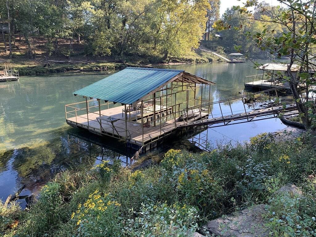 Foto 8 von 29: Delightful Log House on the Little Red River with hot tub!