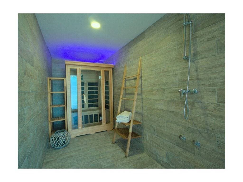 Foto 9 von 35: Villa in Rošini mit Schwimmbecken