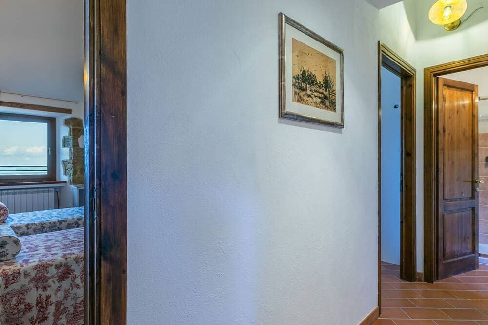 Foto 4 von 30: Trilocale Casa nel Castello