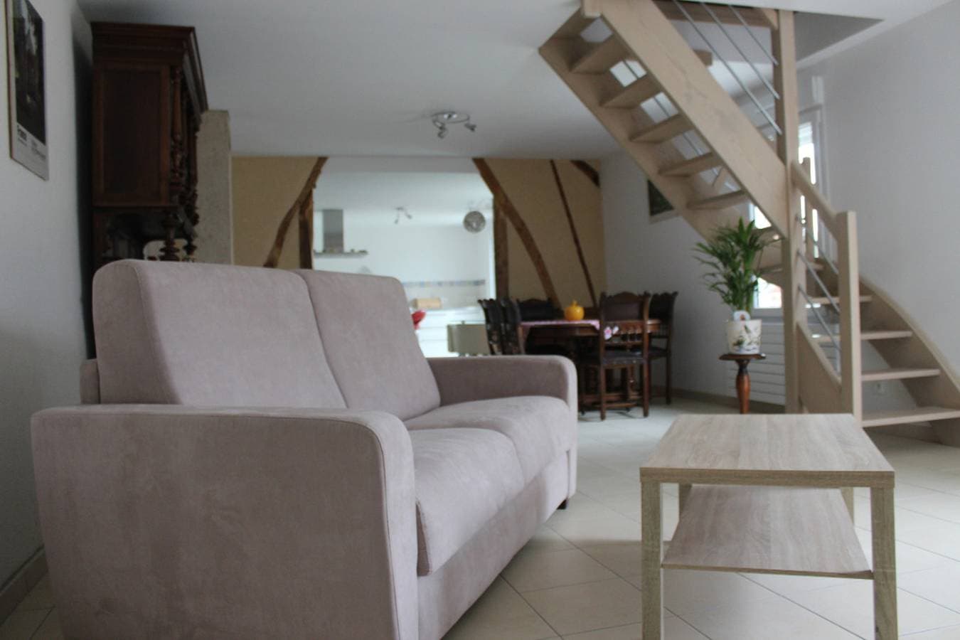 Foto 3 von 12: Komfortables Landhaus in Bérengeville-la-campagne mit Garten