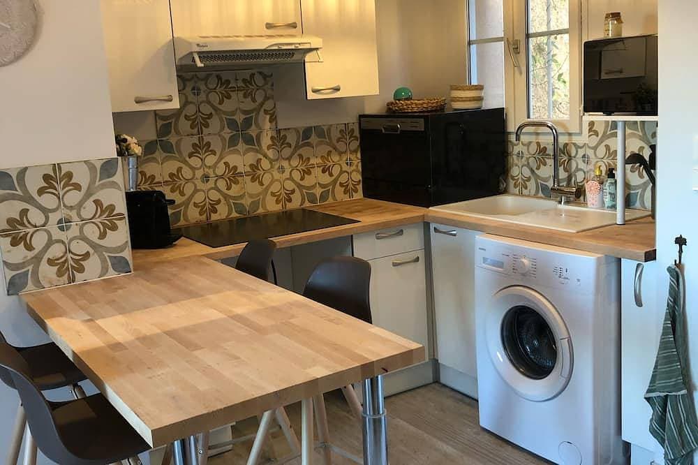 Foto 11 von 16: Haus mit Meerblick, Pool, Garten und Tennis - für 4 Personen