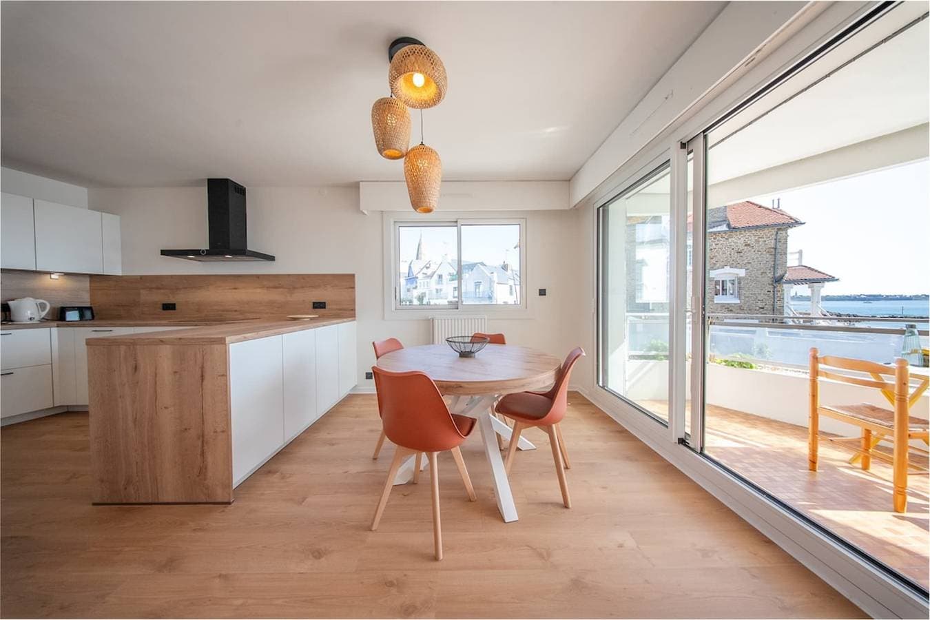 Foto 9 von 36: Ferienwohnung für 4 Personen mit Balkon