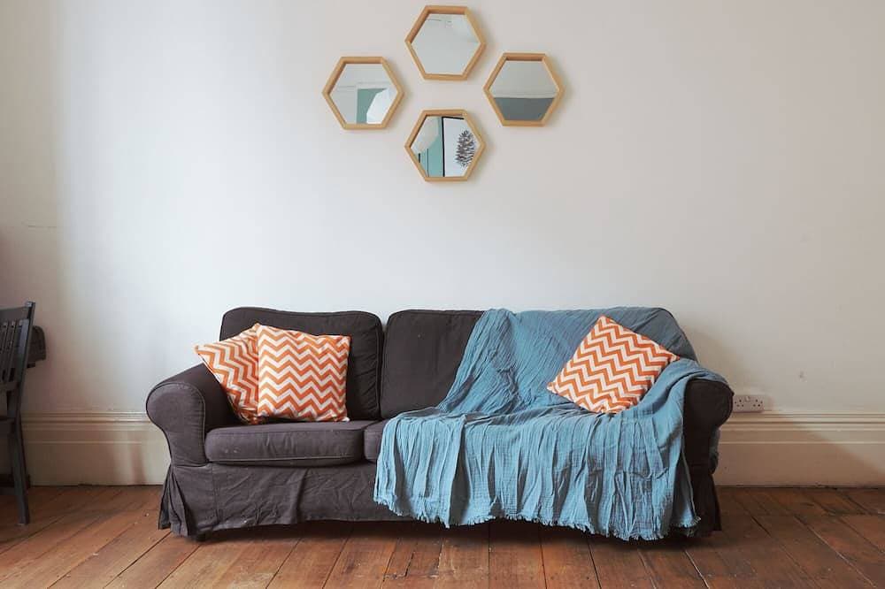 Foto 12 von 17: Groß-Doppelzimmer-Gemeinsames Badezimmer